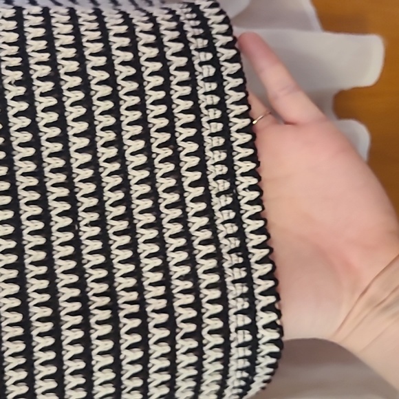 NWT Sanctuary Swaeter Top - Picture 2 of 3